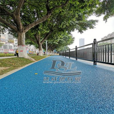 天河区中山大道段蓝色透水沥青路面